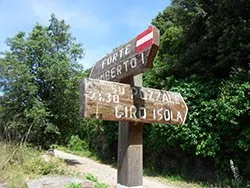 click to zoom A walk around the island of Palmaria, Porto Venere